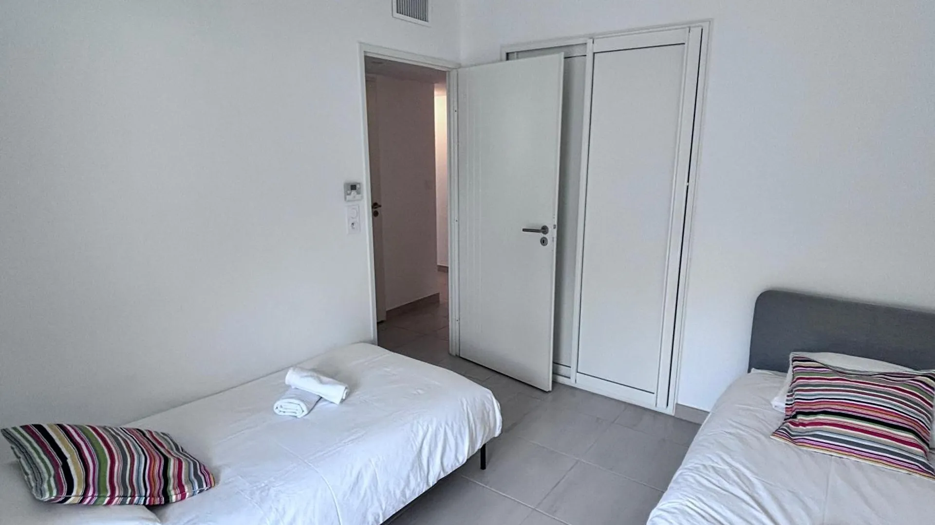 Superbe T3 Avec Jardin, Piscine Et Acces Plages Saint-Cyr-sur-Mer Appartement